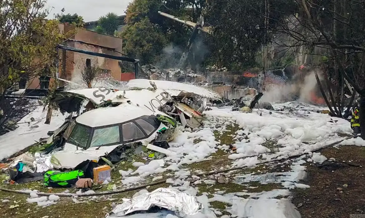 Fadiga pode ter contribuído para queda de avião da Voepass, diz MTE