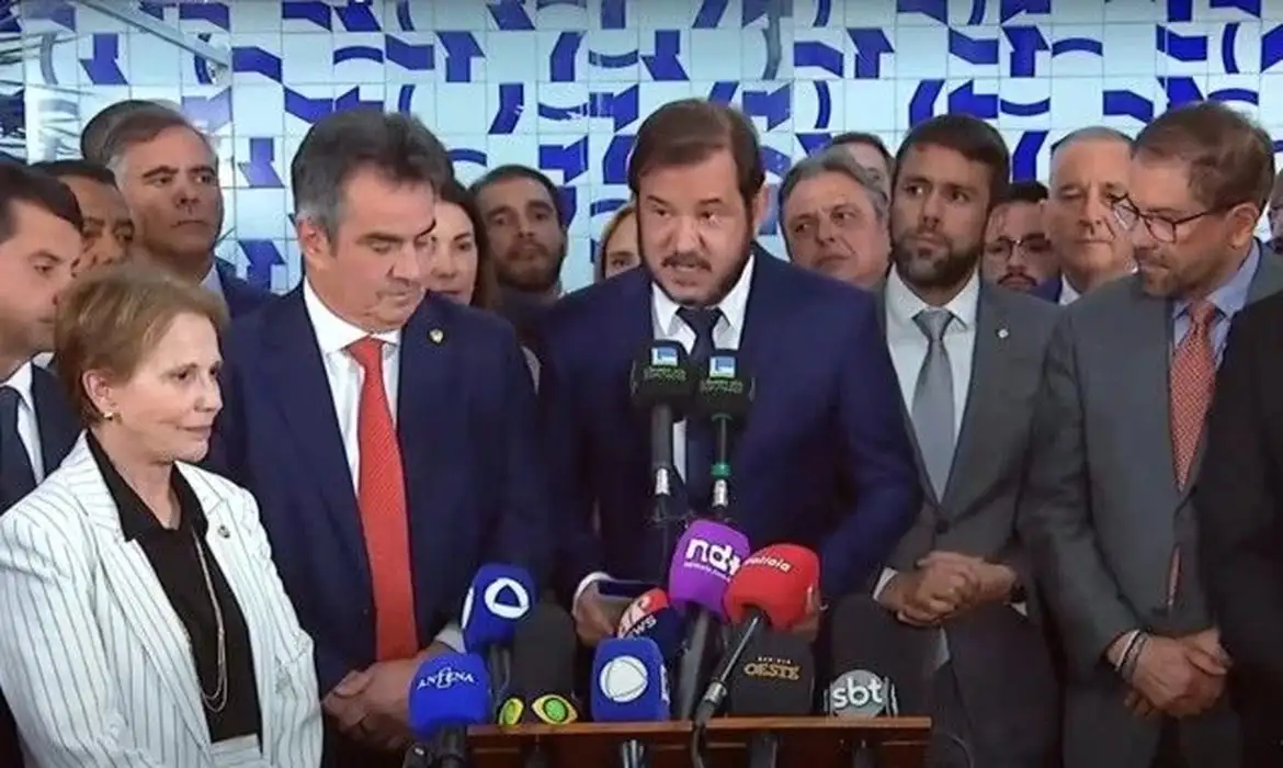 PP e União saem do governo para herdar voto bolsonarista, diz analista
