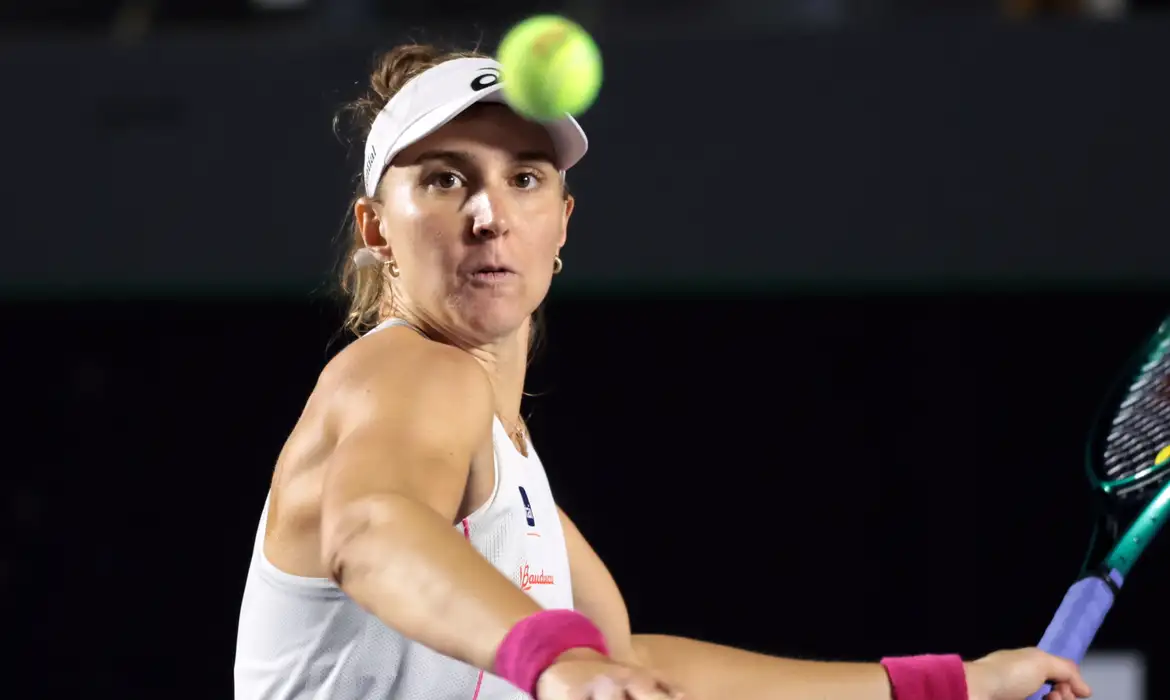 Bia Haddad vence confronto brasileiro nas oitavas do SP Open