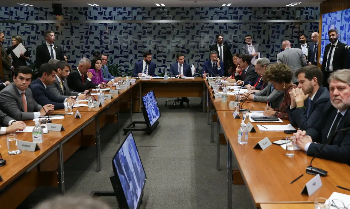 Câmara pode votar amanhã tornar crime hediondo adulterar alimentos