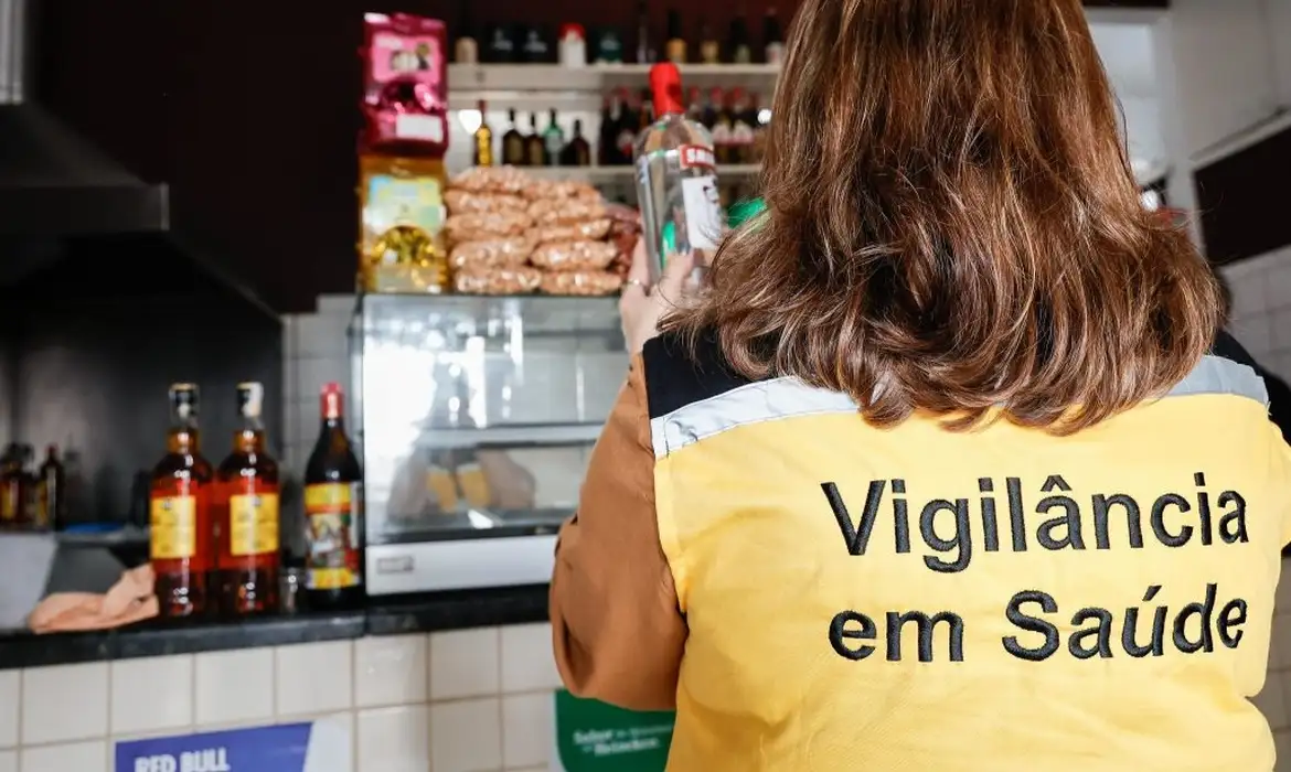 Sindicato orienta clubes a suspender venda de bebidas destiladas
