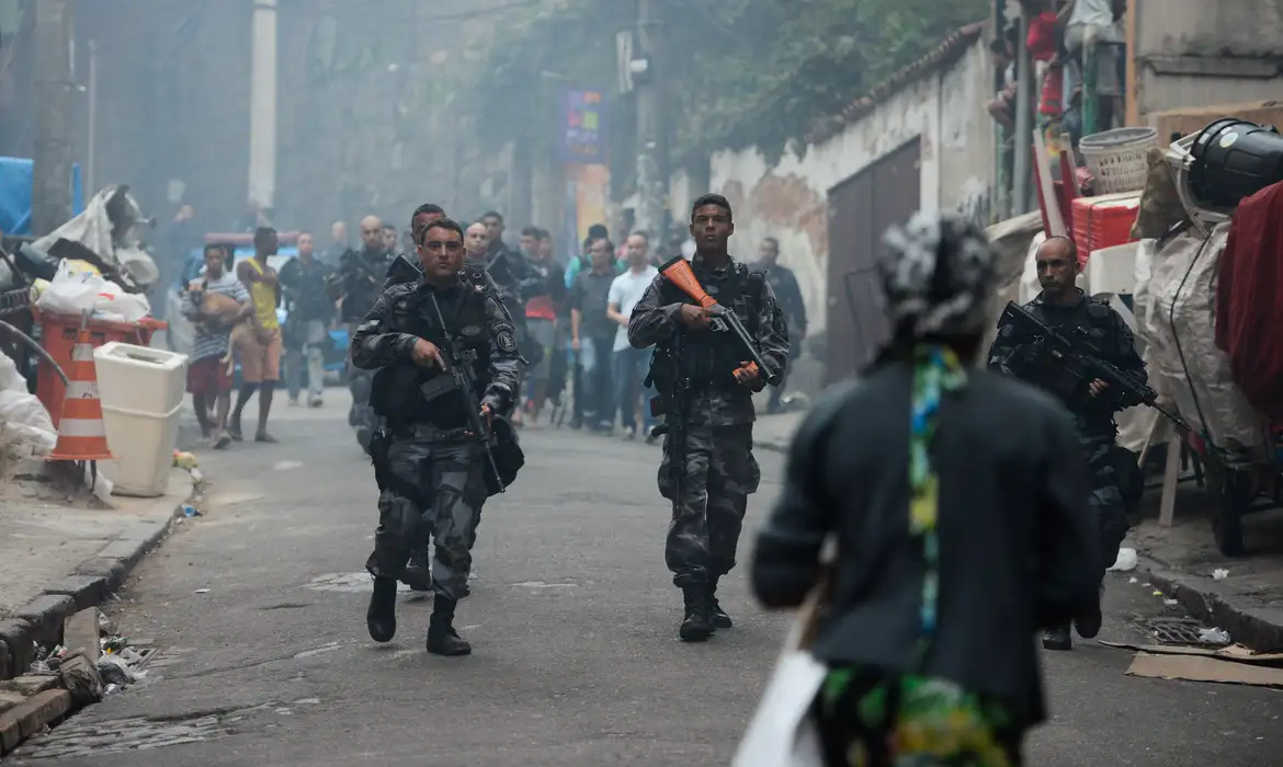Especialistas criticam retórica de governadores sobre combate ao crime