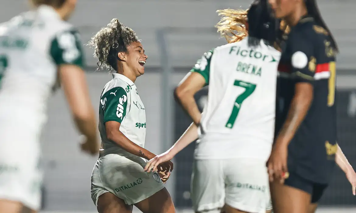 Palmeiras e Ferroviária se classificam para final da Copa do Brasil