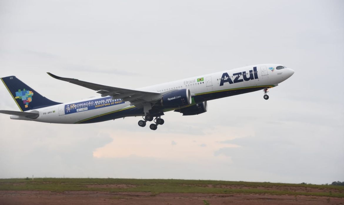 Camex autoriza uso de fundo para baratear querosene de aviação