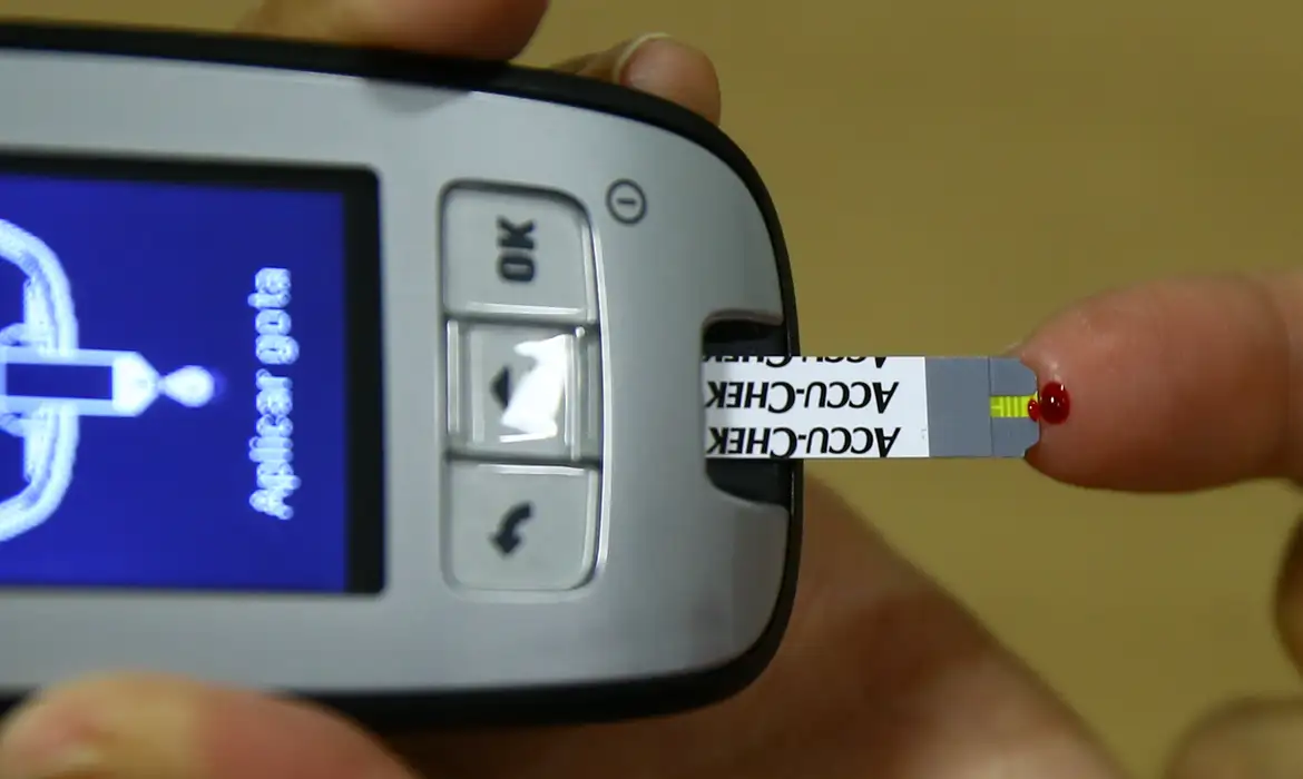 Campanha alerta para riscos da diabetes à visão