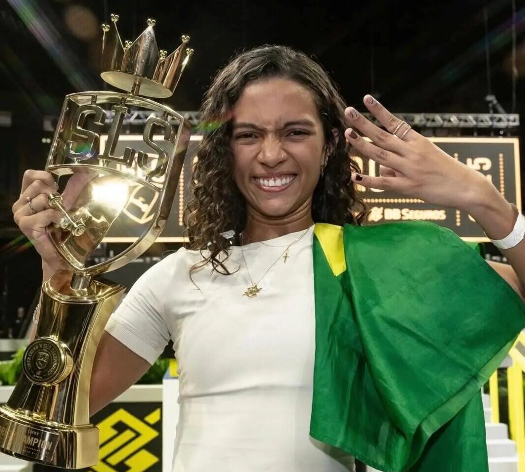 Rayssa Leal é tetracampeã da Skate Street League