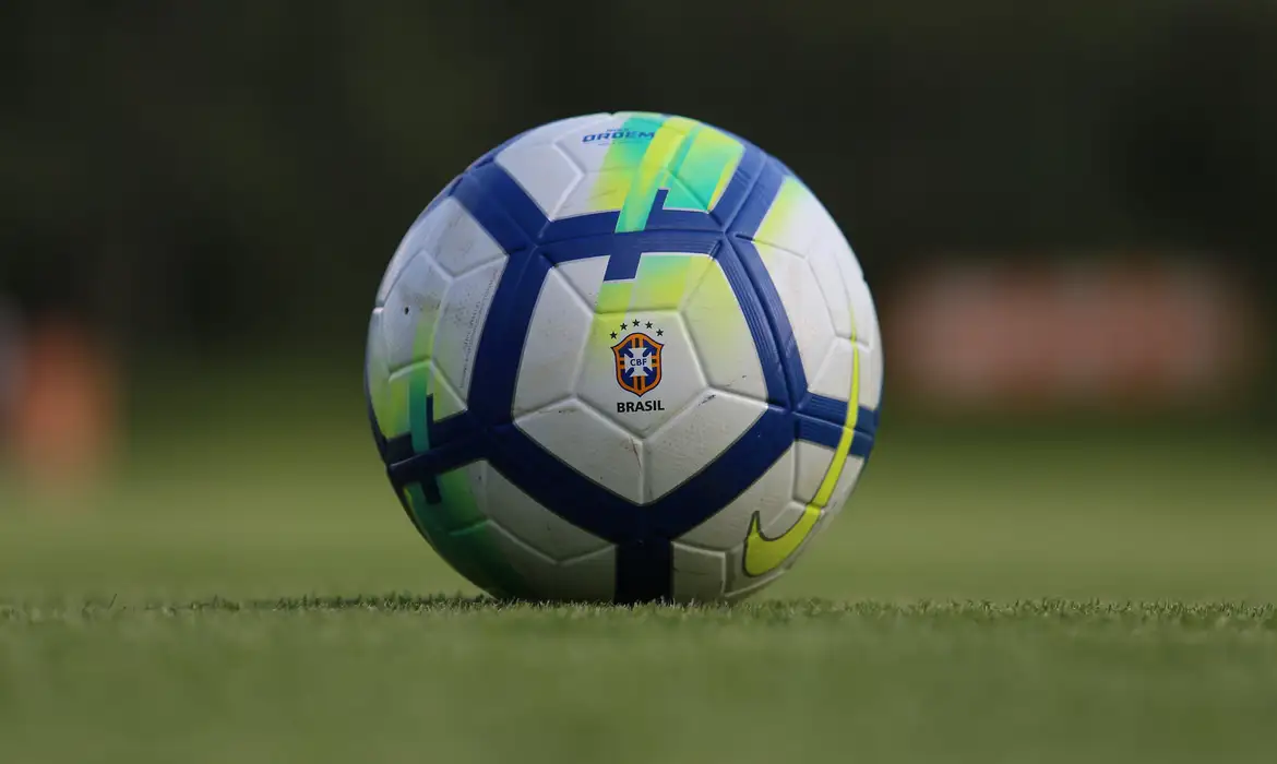 RJ terá ponto facultativo dia 17 devido a partidas de Flamengo e Vasco