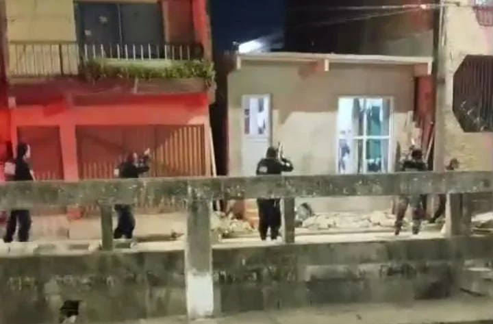 Troca de tiros durante assalto com refém provoca pânico em Belém