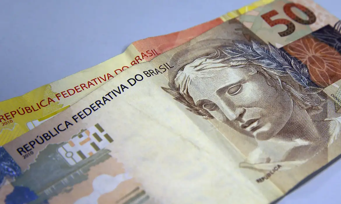 Receita amplia para 173 total de benefícios fiscais a serem declarados