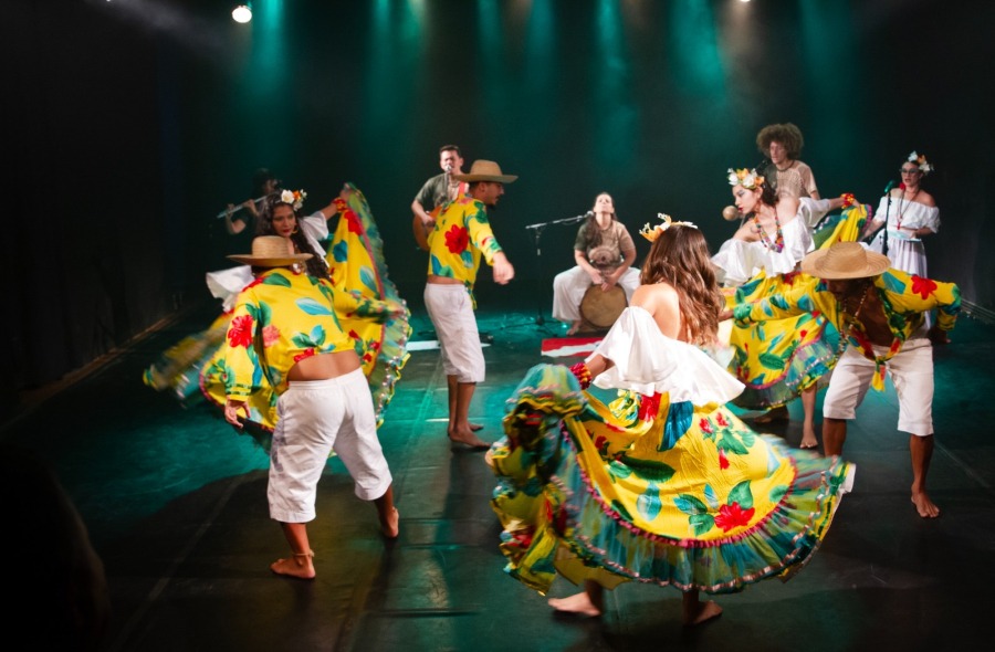 Espetáculo ‘Encantos Amazônicos’ leva dança e ancestralidade à CAIXA Cultural Belém