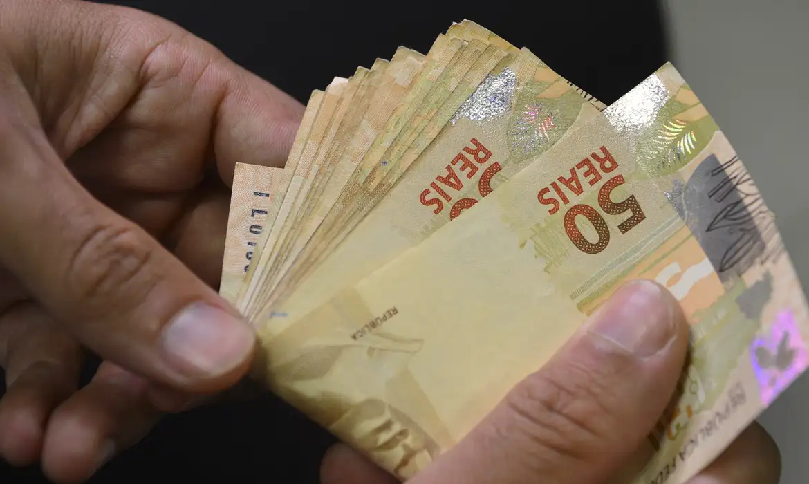 Teto do seguro-desemprego sobe para R$ 2.518,65 após reajuste