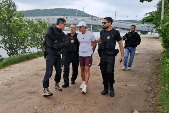 Ação da PF e da Polícia Civil do Rio prende bicheiro Adilsinho