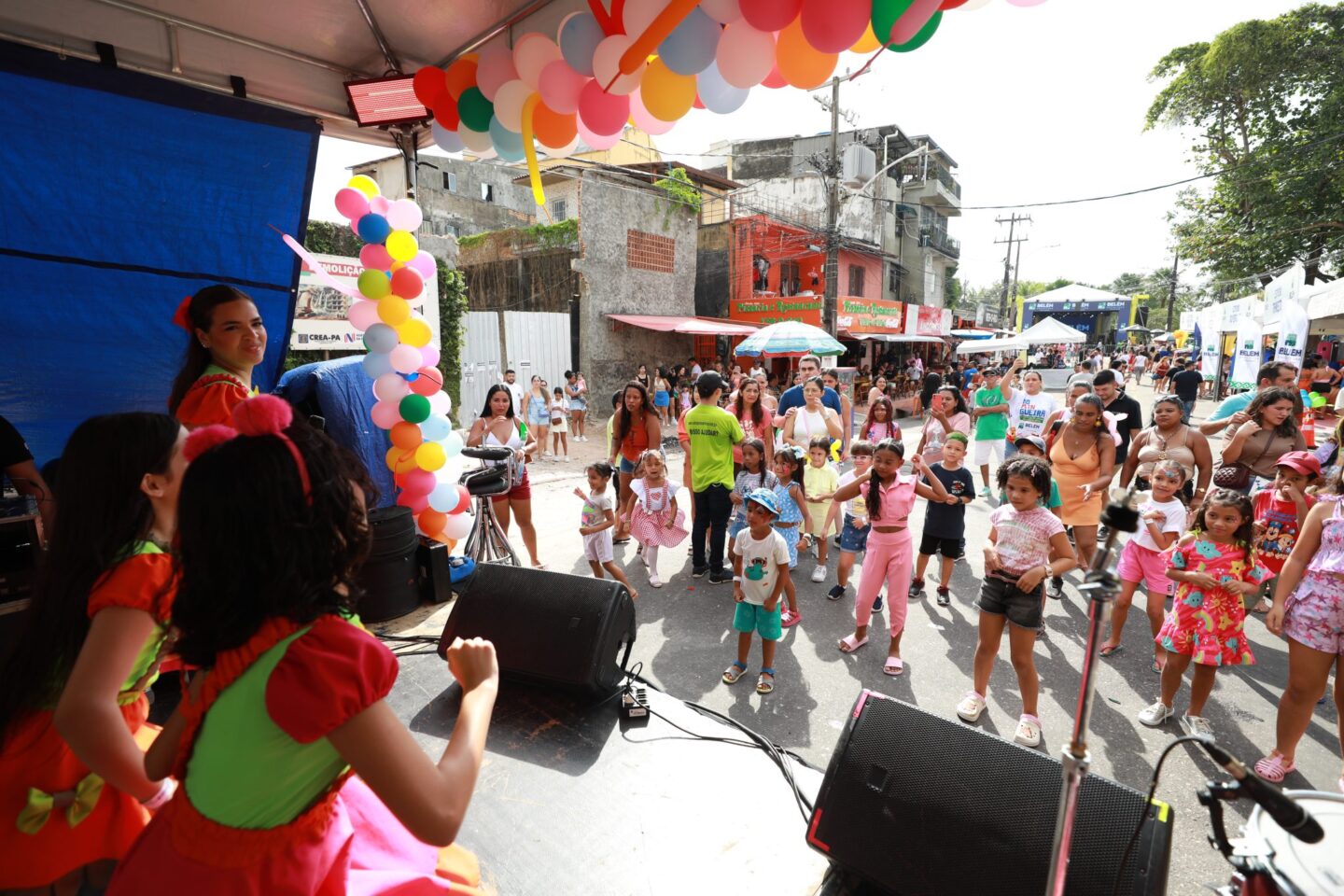 Domingo de Carnaval leva diversão infantil ao CarnaBelém