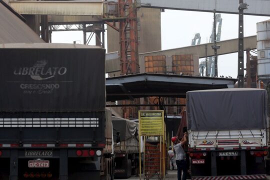 Senado aprova PEC sobre locais de descanso de motoristas profissionais