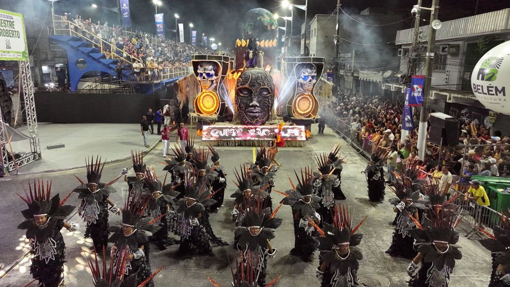 Carnaval 2026 em Belém: Quem São Eles e Bole-Bole disputam título na Aldeia Amazônica