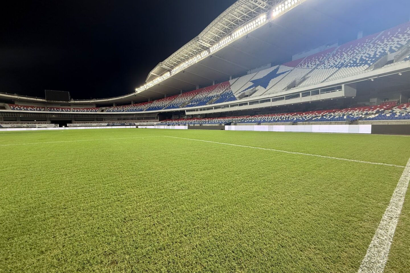 Revitalização do gramado deixa Mangueirão pronto para jogo do Remo pela Série A; veja