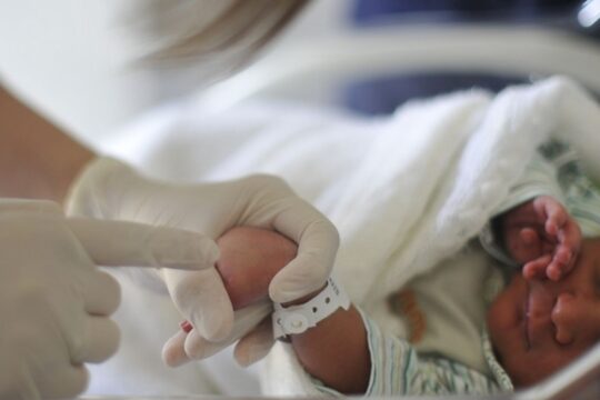 Brasil tem menor taxa de mortalidade infantil em 34 anos, diz Unicef