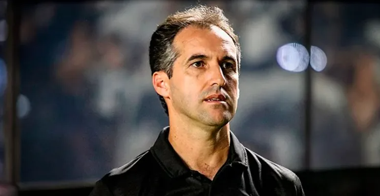 Remo confirma Léo Condé como novo técnico para a temporada de 2026