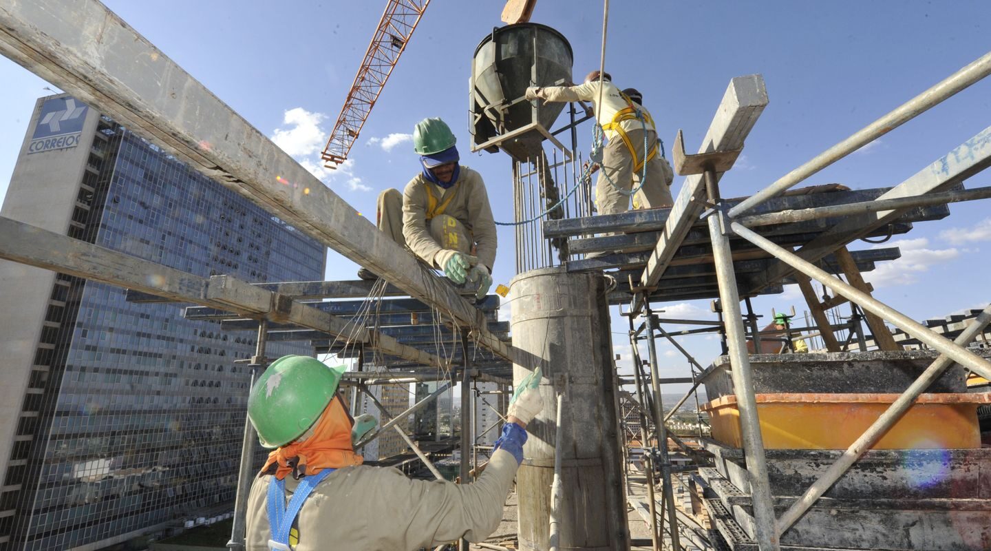 Brasil cria 165,8 mil postos de trabalho em agosto, aponta Caged