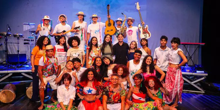 Espetáculo sobre diversidade cultural reúne estudantes em Belém e promove reflexão social