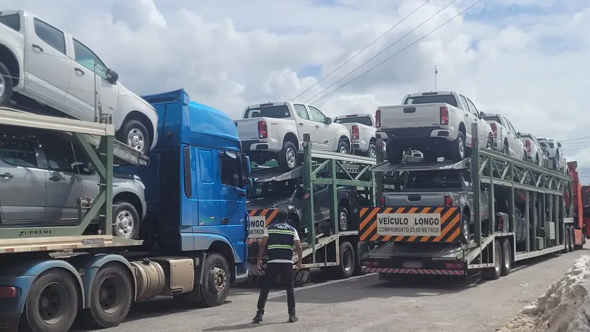 Sefa apreende 24 caminhonetes avaliadas em quase R$ 5 milhões no Pará