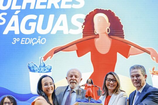 Jamais vamos acabar com o seguro-defeso, diz Lula a pescadoras