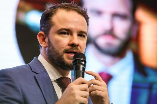 Lula confirma Durigan na Fazenda, após saída de Haddad