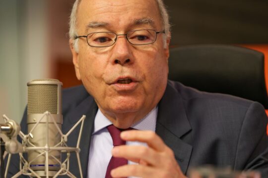 Mauro Vieira critica países que lucram com a destruição