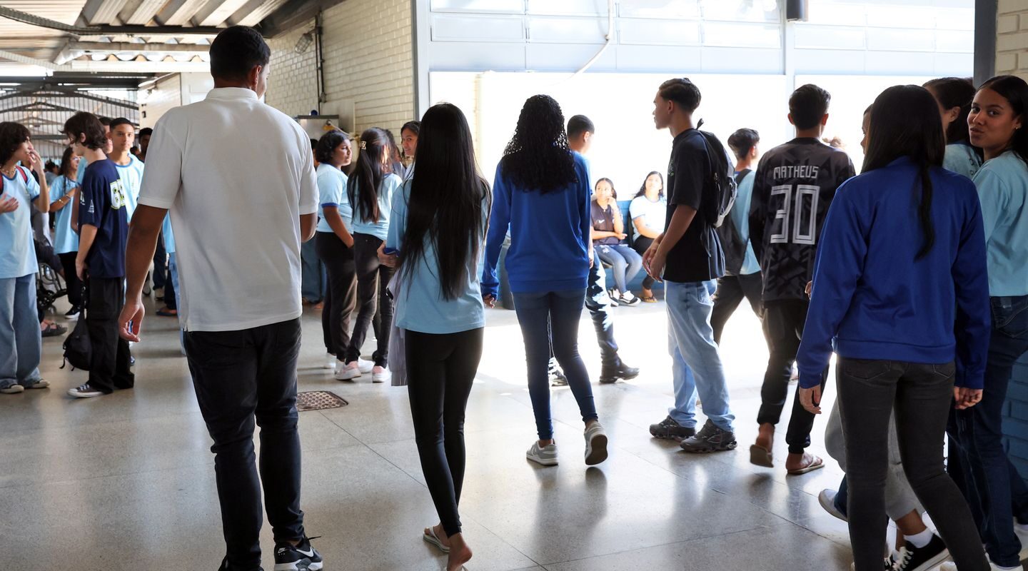 Pé-de-Meia: beneficiários nascidos em novembro e dezembro recebem hoje