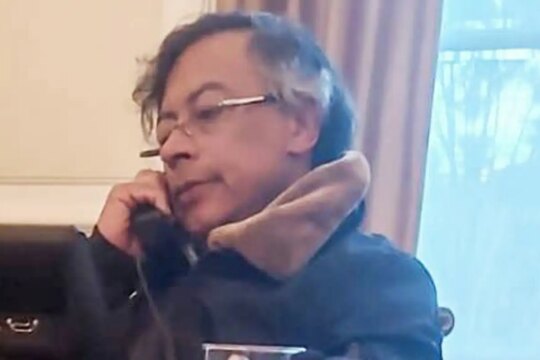 Petro sugere que Equador lançou bombas na Colômbia; Noboa nega ação