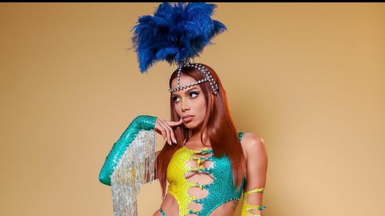 Anitta é cotada para ser rainha de bateria no Carnaval 2027