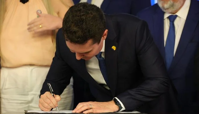 Ministro das Cidades entrega obras no nordeste do Pará