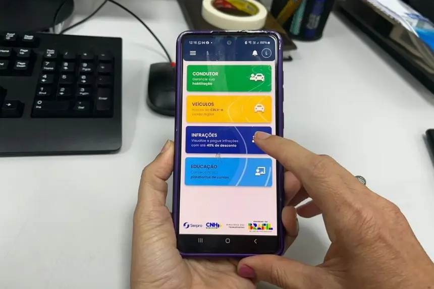 Detran-PA permite transferência de multa para outro condutor pelo celular