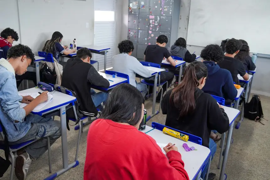 Primeira escola bilíngue do Pará amplia oportunidades para alunos da rede pública em Icoaraci