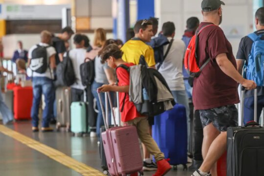 Ação do governo freia alta de passagem aérea, diz presidente da Anac