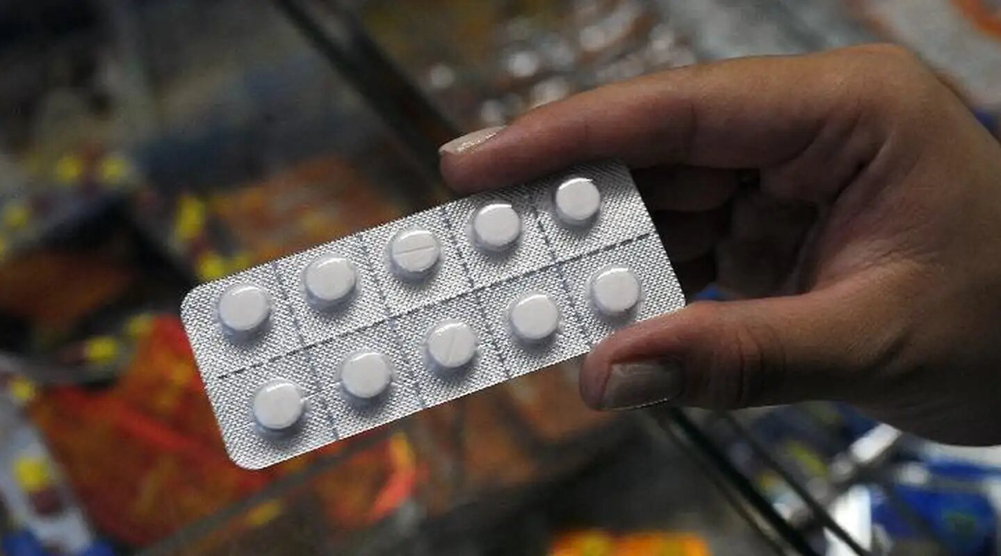 Anvisa determina recolhimento de lote de dipirona por falha