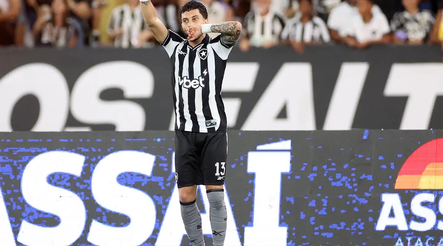 Botafogo bate Chape em jogo de abertura da 5ª fase da Copa do Brasil