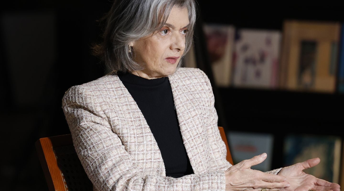 Cármen Lúcia diz que é aconselhada a deixar STF por ataques machistas