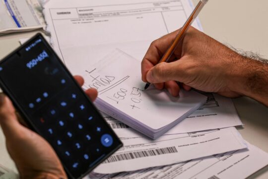 Com precatórios, governo tem maior déficit para meses de março