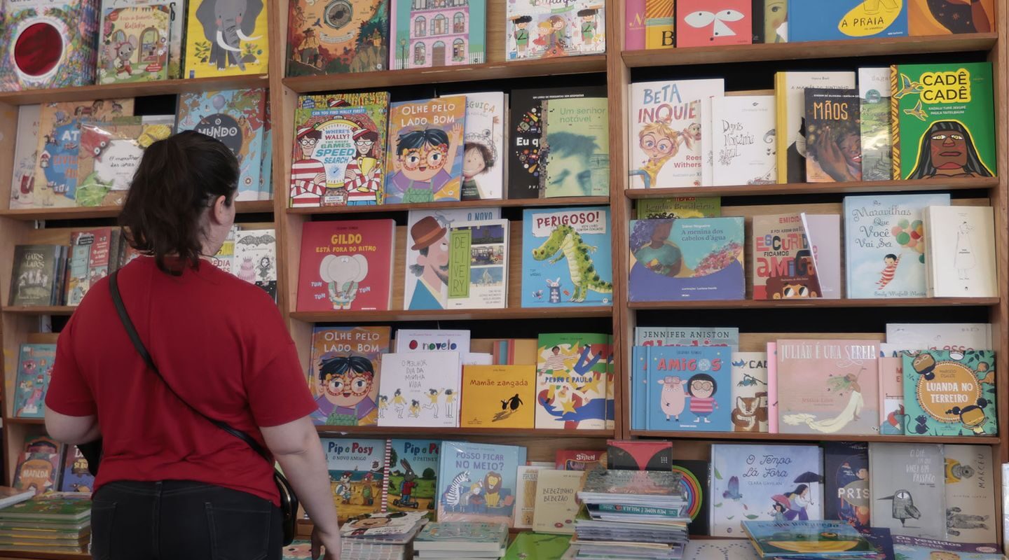 Começa a valer Plano Nacional do Livro e da Leitura 2026-2036