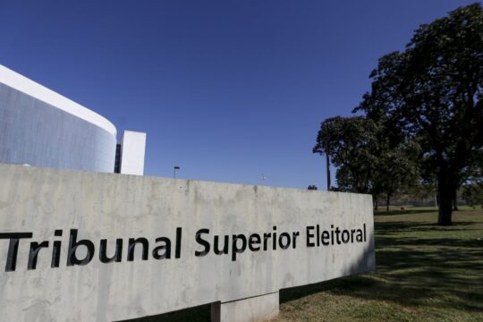 Janela de migração partidária termina nesta sexta-feira