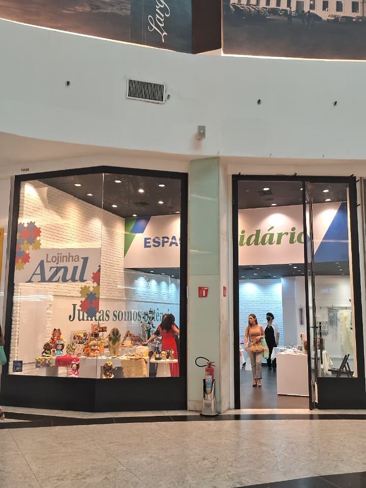 Lojinha Azul é inaugurada em Belém e incentiva empreendedorismo de famílias atípicas