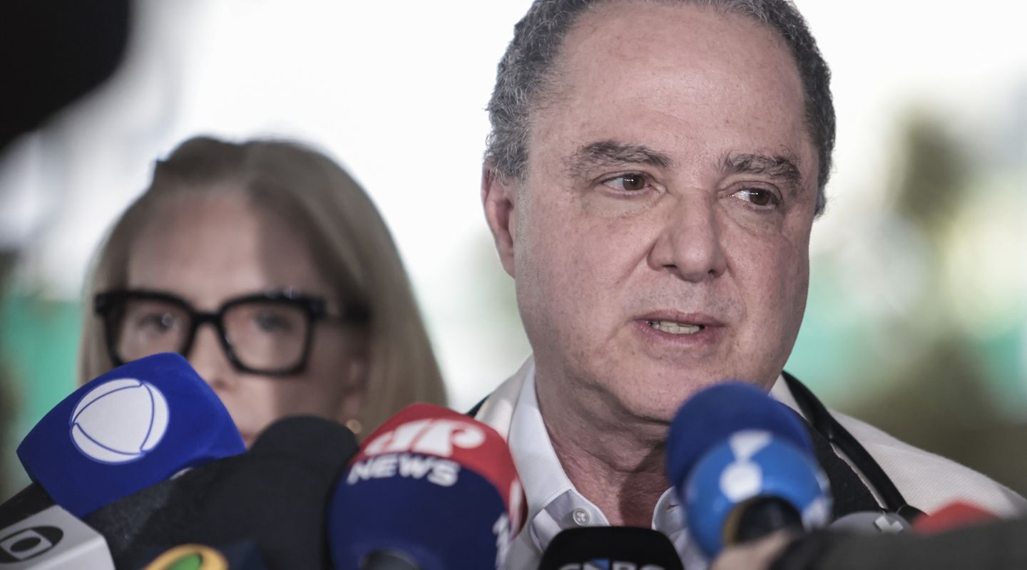 Médico diz que Lula retirou lesão e deve repousar nos próximos dias
