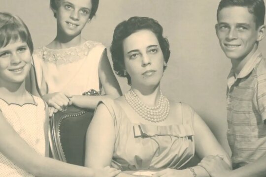 Morta há 50 anos, Zuzu Angel usou a maternidade como arma política