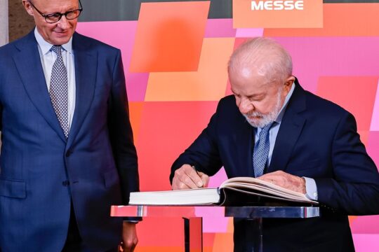 Na Alemanha, Lula defende parceria com Europa na descarbonização
