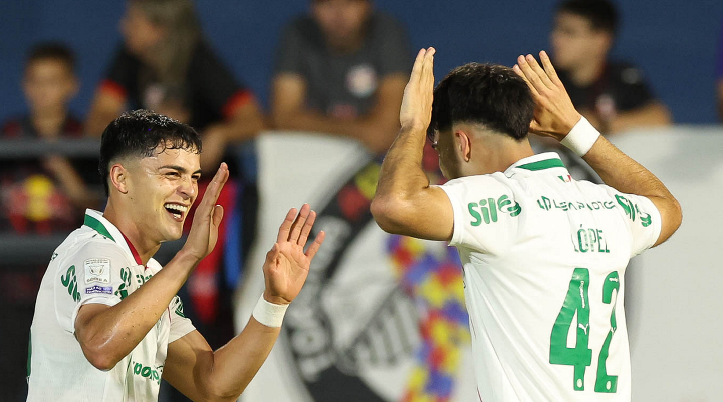 Palmeiras derrota Bragantino para manter liderança no Brasileiro