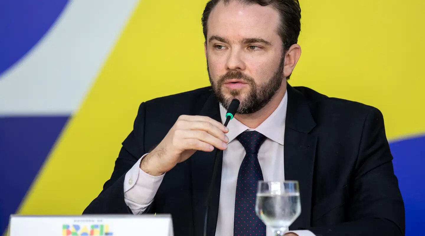 Proposta de subsídio ao diesel importado tem adesão de 25 estados