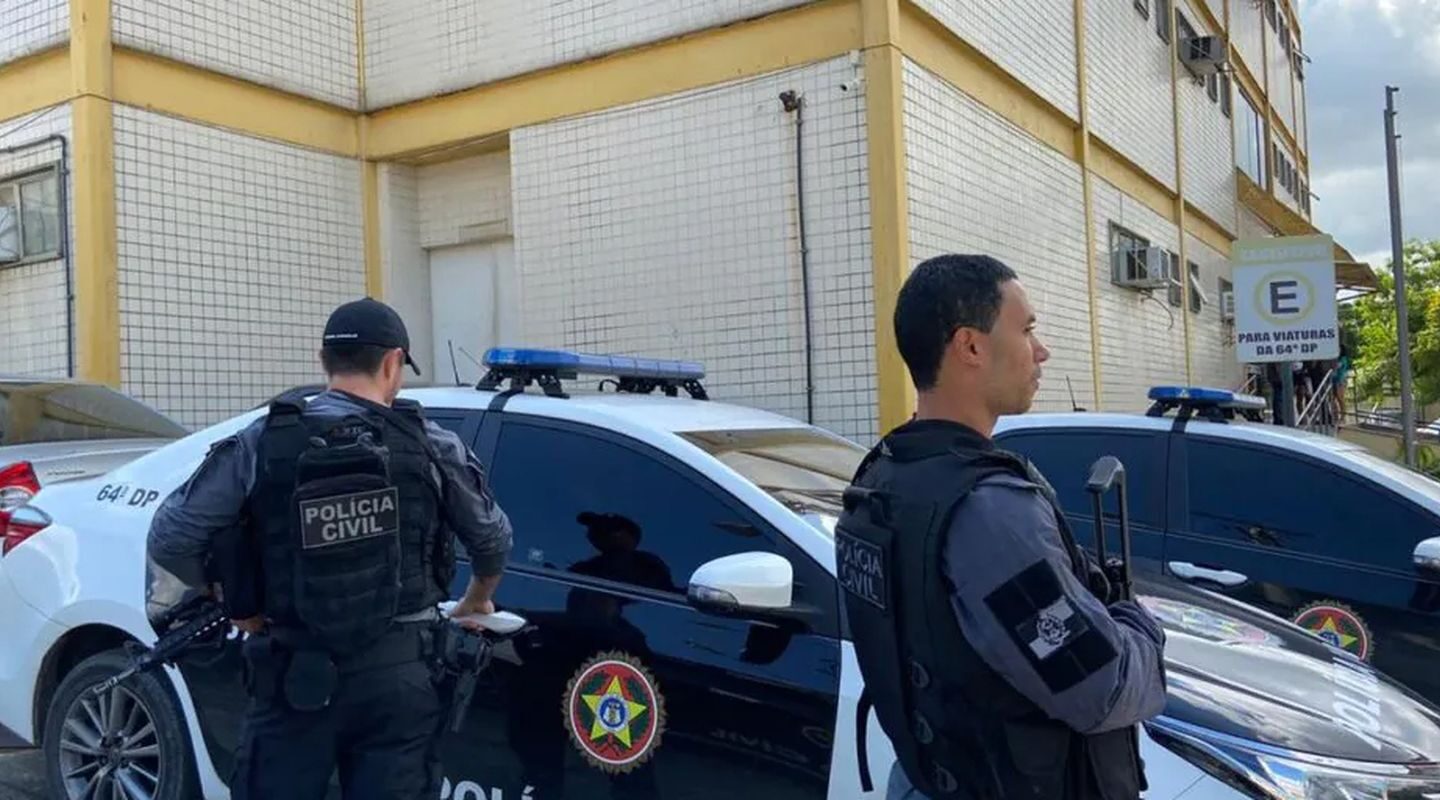 Rapper Oruam, a mãe e o irmão são procurados em operação contra o CV