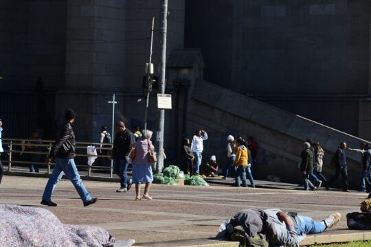 SP: governo e IBGE lançam ações para população em situação de rua