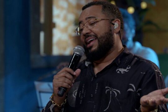 Samba da Gamboa recebe o cantor e compositor Dudu Nobre neste domingo